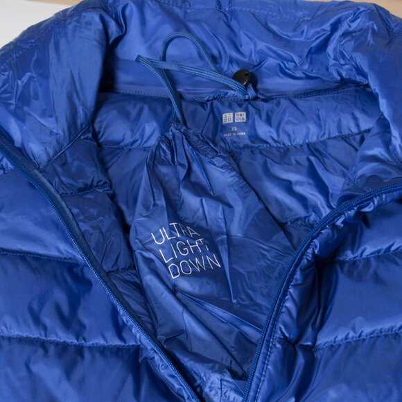 Uniqlo Ultra Light Down Vest – royal Blue XS, NWT - Picture 3 of 4